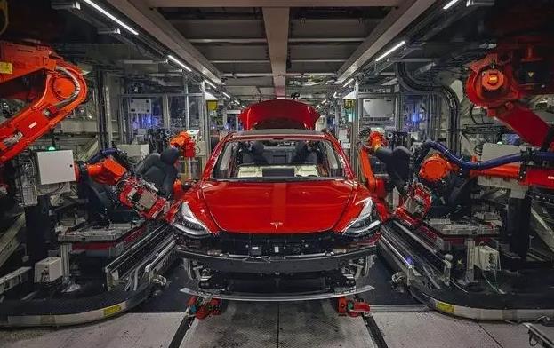 特斯拉突然宣布，汽車行業巨震！